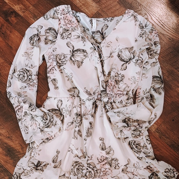 Peppermint Dresses & Skirts - Floral Romper